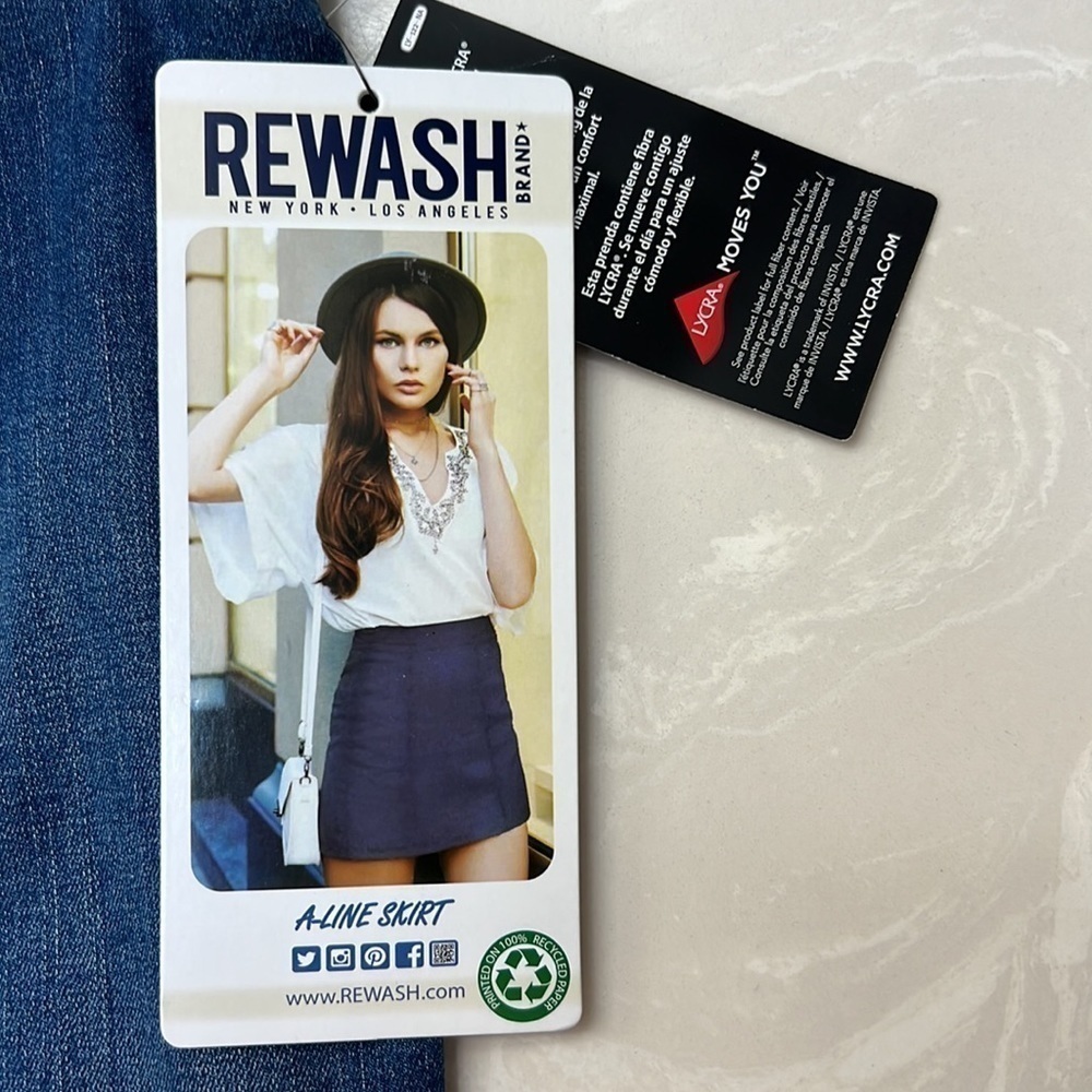 88. REWASH ultra stretch denim A-Line skirt there is a back zipper, size 9 - Picture 8 of 10